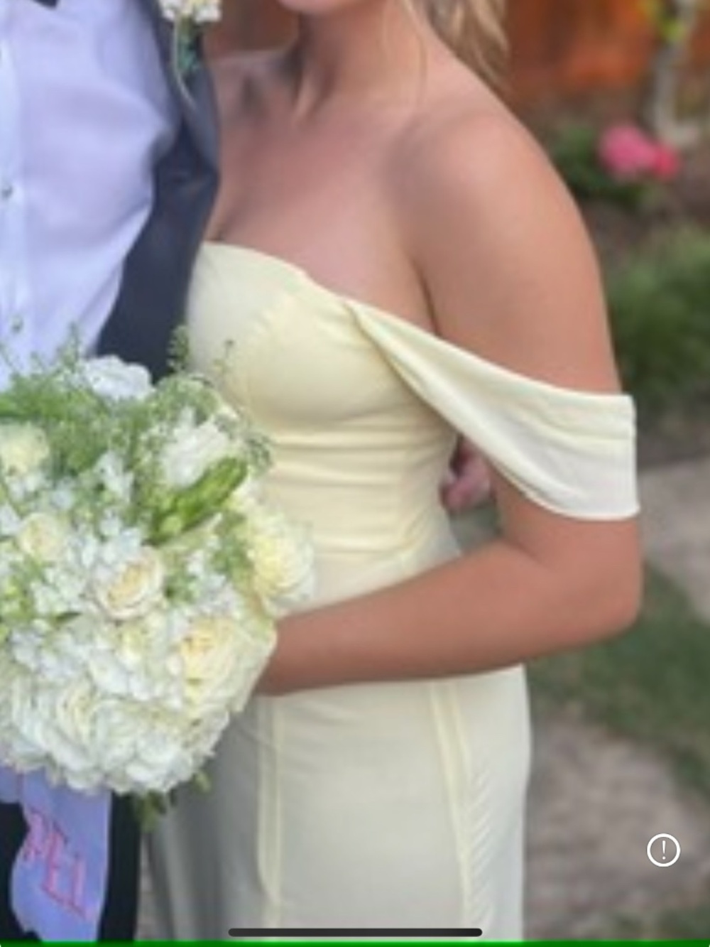 Pastel yellow prom dress - Picture 2 of 2